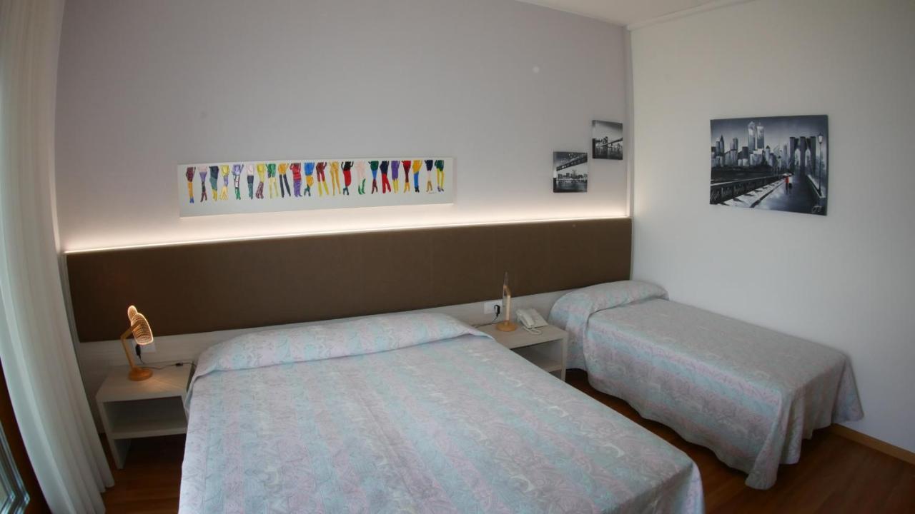 Residence Casa Maria Асенца ди Бренцоне Екстериор снимка